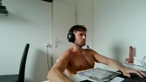 alphah_hunk online show from 04/10/26, 12:21