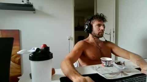 alphah_hunk online show from 05/20/26, 09:59