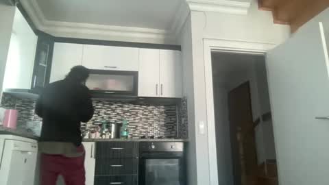 Snapshot of alphandre chatting on 01/20/25, 07:04 AlphAndre online show from 01/20/25, 07:04