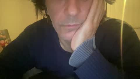 Snapshot of alphandre chatting on 01/21/25, 04:27 AlphAndre online show from 01/21/25, 04:27