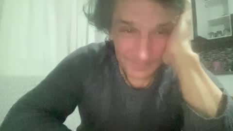 Snapshot of alphandre chatting on 01/26/25, 03:58 AlphAndre online show from 01/26/25, 03:58