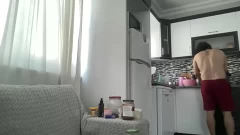 Snapshot of alphandre chatting on 02/01/25, 12:37 AlphAndre online show from 02/01/25, 12:37