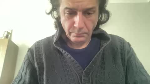 Snapshot of alphandre chatting on 02/02/25, 06:26 AlphAndre online show from 02/02/25, 06:26