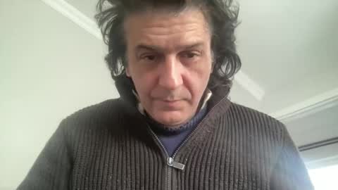 Snapshot of alphandre chatting on 02/10/25, 06:31 AlphAndre online show from 02/10/25, 06:31