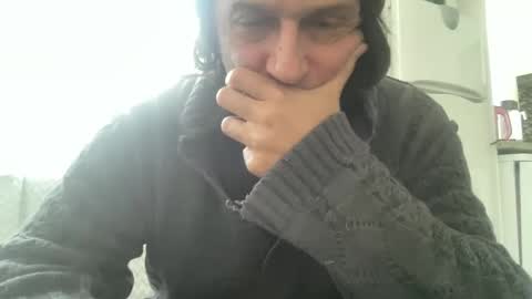 Snapshot of alphandre chatting on 02/12/25, 08:49 AlphAndre online show from 02/12/25, 08:49