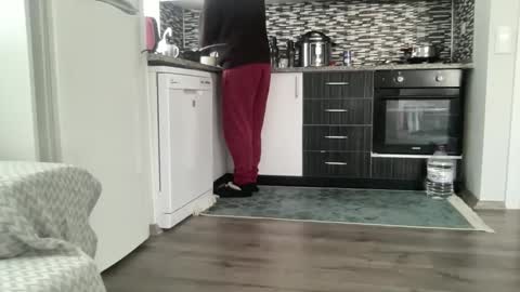 Snapshot of alphandre chatting on 02/26/25, 08:15 AlphAndre online show from 02/26/25, 08:15