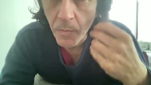 Snapshot of alphandre chatting on 02/26/25, 02:25 AlphAndre online show from 02/26/25, 02:25