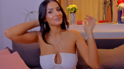 Michelle online show from 12/01/25, 11:32