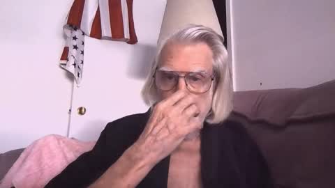 AlphaUniform online show from 02/03/26, 07:08