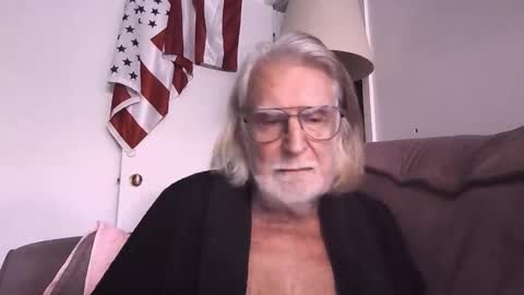 AlphaUniform online show from 02/23/26, 04:15