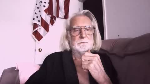 AlphaUniform online show from 03/05/26, 04:58