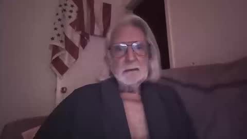 AlphaUniform online show from 03/11/26, 11:27