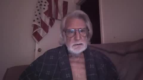 AlphaUniform online show from 04/20/26, 10:29