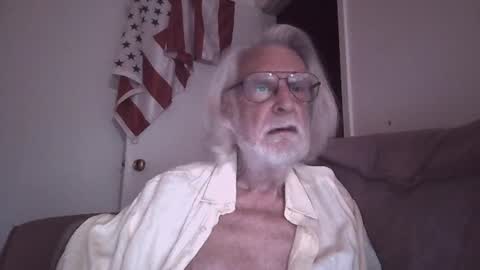 AlphaUniform online show from 07/15/26, 10:42