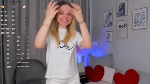 Betty online show from 11/09/25, 07:39