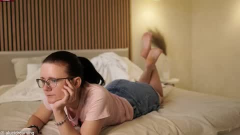 Snapshot of alucidreaming chatting on 09/14/25, 12:26 Lucid Dreaming online show from 09/14/25, 12:26