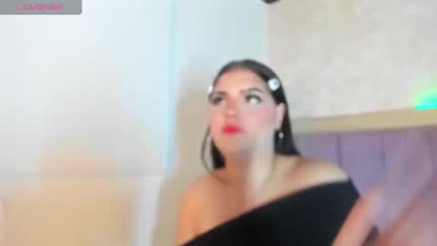 alunnaclarkcm online show from 12/16/25, 12:26