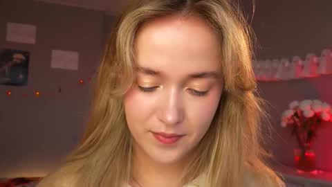 Amelia NEXT STREAM  online show from 11/04/25, 01:43