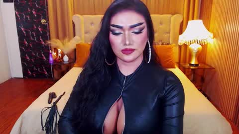 Alura Jhenson online show from 11/16/25, 01:22