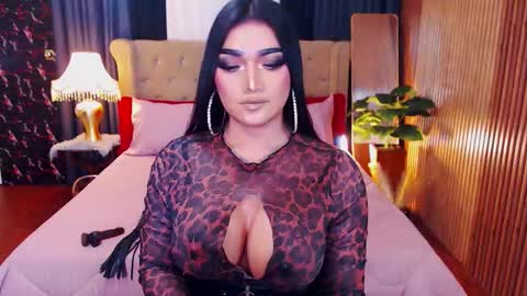 Snapshot of alurajhenson chatting on 02/11/26, 04:28 Alura Jhenson online show from 02/11/26, 04:28