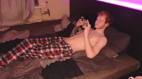 Snapshot of alvin__main chatting on 12/19/24, 07:29 Alvin Puska -- online show from 12/19/24, 07:29