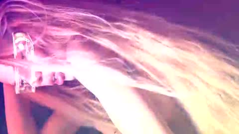 Alvuwka online show from 11/18/25, 07:24