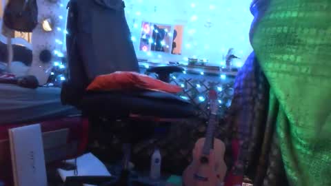 Snapshot of alwaysniceguy2 chatting on 09/17/25, 02:46 HoneyMelonGuy online show from 09/17/25, 02:46