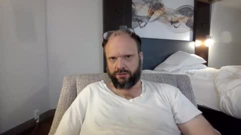 Foreverquizzical online show from 06/11/26, 04:10