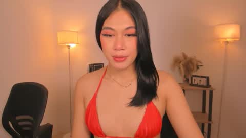 alwina_williams online show from 04/05/26, 06:38