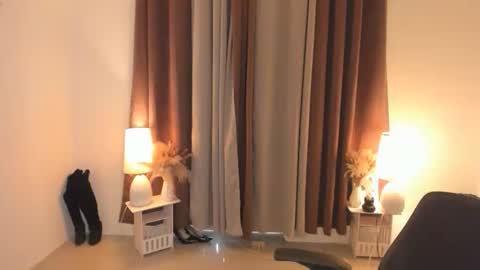 alwina_williams online show from 04/13/26, 10:15