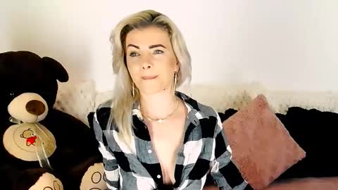 aly online show from 01/18/26, 01:37