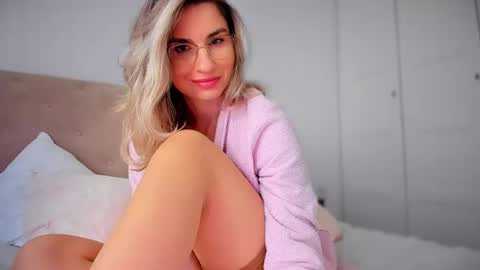 alymiss online show from 04/27/26, 08:12