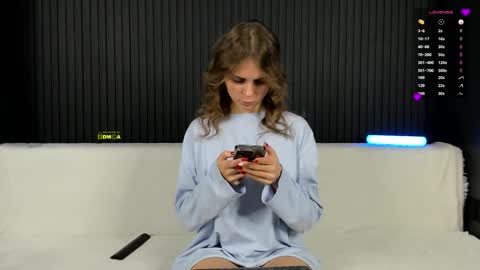 Alena online show from 01/13/26, 12:32