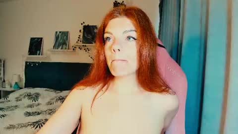 Snapshot of alysanight chatting on 06/18/26, 05:41 Alysa online show from 06/18/26, 05:41