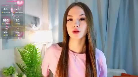 Snapshot of alyshaplescia chatting on 07/11/26, 04:10 Mona online show from 07/11/26, 04:10