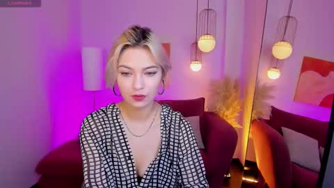 Alysia online show from 11/02/25, 01:57