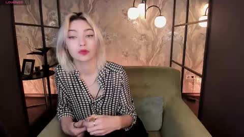 Alysia online show from 11/08/25, 02:06