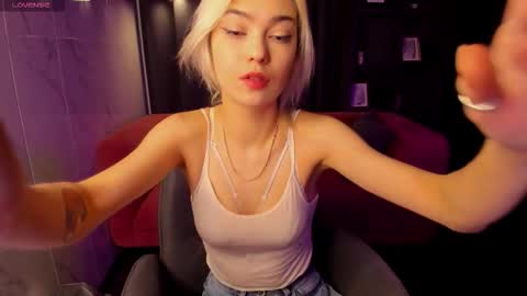 Alysia online show from 11/15/25, 02:35