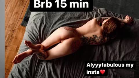 Snapshot of alyssa_fabulous chatting on 12/15/24, 12:49 Aly online show from 12/15/24, 12:49