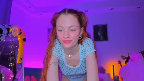 alyssa_smitt online show from 10/06/25, 09:56