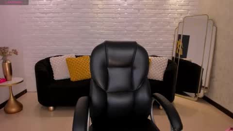 Aly  online show from 11/08/25, 11:21