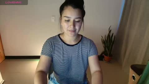 alyssia wolds online show from 04/15/26, 10:54