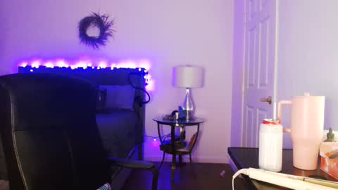 Snapshot of alyssiaamorexo chatting on 03/28/26, 05:23 Alyssiaamorexo online show from 03/28/26, 05:23