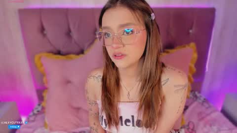 Alyy online show from 03/18/26, 08:01