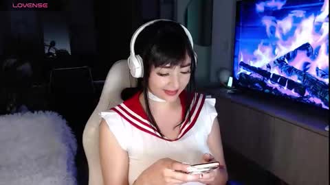 amadahaokii online show from 10/21/25, 12:11