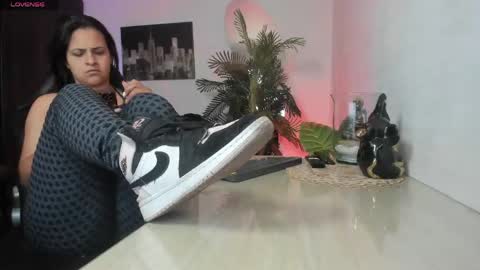 anny online show from 05/19/26, 02:51