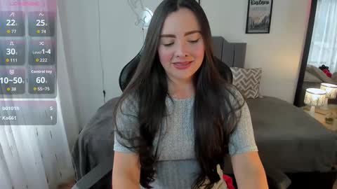 Hi Im AmaiaHelp me reach 100 likes online show from 10/15/25, 08:09