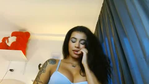 Amaia Fox online show from 04/20/26, 10:55