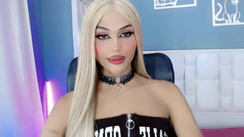 amal_baddel_ online show from 01/09/25, 07:10