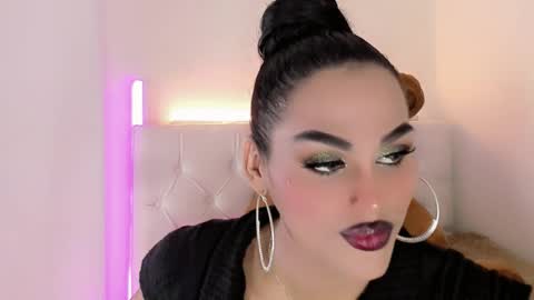 amal_baddel_ online show from 01/17/26, 06:33